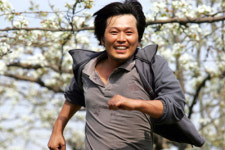 첫 발을 내디딘 수애 주연의 나의 결혼 원정기
