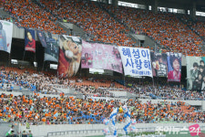 I-CONCERT. 4만명의 관중들과 함께 성황리에 개최