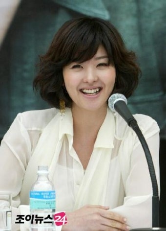 송선미, 3살 연상 영화 미술감독과 화촉