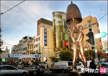 충무로,옛 명성찾아 영화의 거리 변신