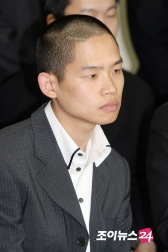 개그맨 김형인 소유 차량 사고…전복사고 아닌 듯