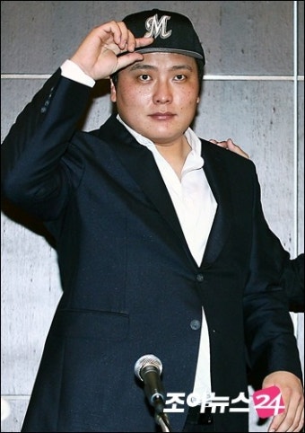 일본서 기자회견 김태균, 