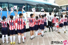 [포토]FIFA 실사단 환영, 좋은 결과 기다릴께요!
