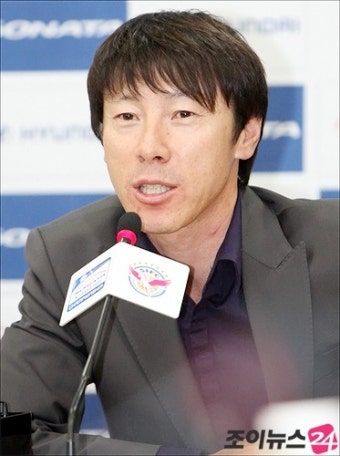 [포토]신태용 감독, 'ACL 우승에 취하지 않고 열심히 할 것!'
