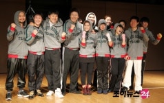 [포토]연극 이기동 체육관 파이팅!