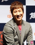 이선균 결혼생활은 남북관계, 아이는 JSA