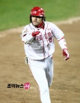 KIA, 5-4 승리로 두산전 7연승…삼성에 반게임차 앞선 2위