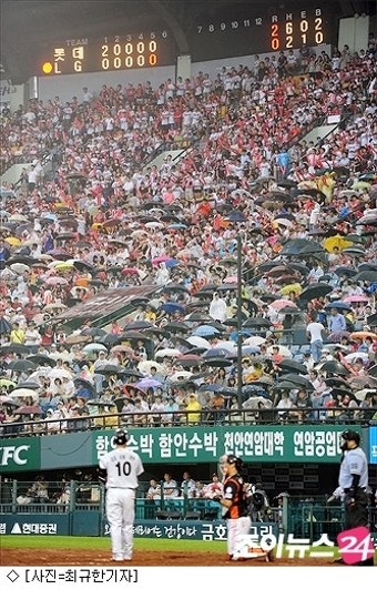 대세는 프로야구? 역대 최소경기 500만 관중 돌파