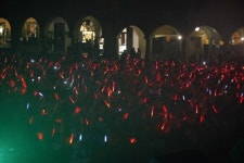 JYJ, 바르셀로나 단독공연 성황 몬주익 언덕에 힘찬 발걸음