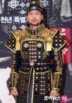 무신 김주혁 예정에 없던 상의 탈의, 사극이라 다행