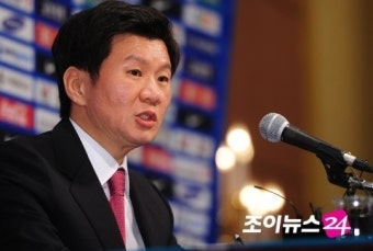 [포토]정몽규 신임 축구협회장, '축구 위상 발전에 힘쓰겠다'
