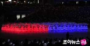 [포토]멋지게 빛나는 청사초롱