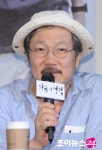 홍상수, 佛영화제 참석…김민희 스캔들 질문엔 답 피해