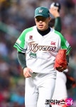 데뷔 첫 선발 SK 김주한, KIA전 2.2이닝 6실점