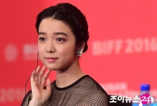 [포토]카미시라이시 모네, 