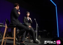 [포토]두 번째 솔로 컴백 이수, 소극장 음감회