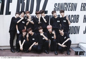 비보이즈, 첫 번째 미니앨범 BE:1 데뷔 쇼케이스로 성공적인 출발!