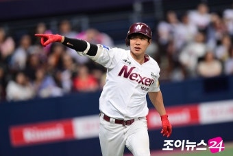 [포토]'스리런' 송성문, 포효하는 영웅!