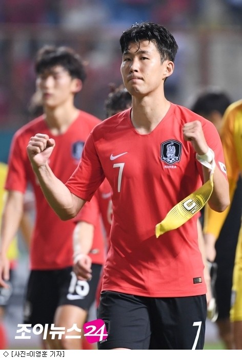 토트넘, 손흥민의 이적으로 주장 부재로 인한 리더십 논란 심화
