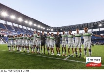 시험대 올랐다던 전북, 두 마리 토끼 잡았다