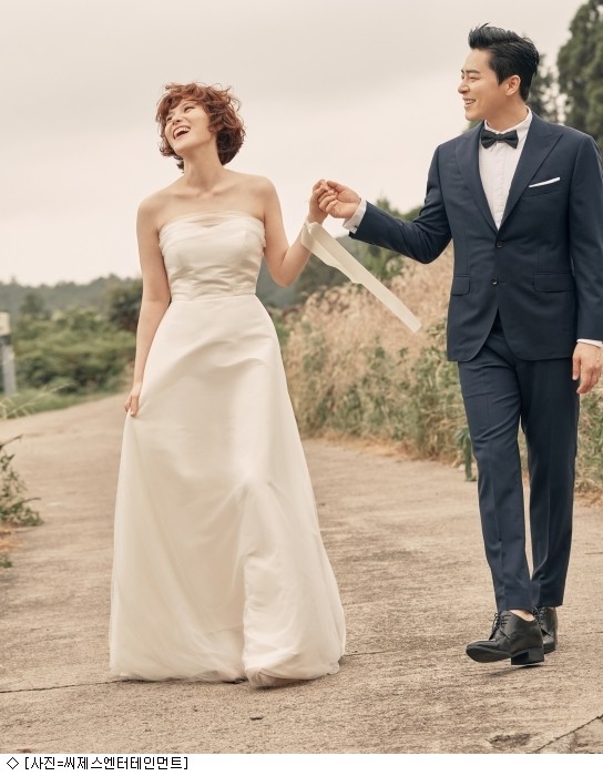 조정석-거미 부부, 가정 이야기로 팬들 감동…특별한 사랑과 웃음 전한다