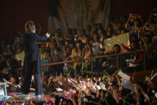 대기업은 아이돌 그룹을 좋아해