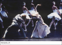 4년만에 무대에 서는 보리스 에이프만 발레단