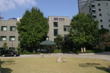 서울 도심 ‘간판’ 빌딩, 잇따라 새단장 예고