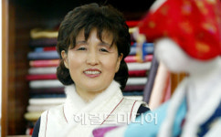 한복연구가 신현자 씨 “색동저고리 사라진 설 아쉬워”