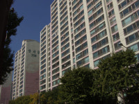 용산은 지금…저렴한 재개발 인기, 전통부촌은 약세
