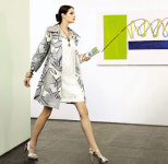 올봄 꽃무늬는 모던로맨틱과 에스닉플라워