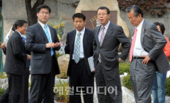 <생생포토>“속탄다 속타”