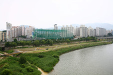 “3.3㎡에 300만원?” 낭만의 춘천길에 투기꾼만 달린다