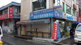 <한국속 창안제> 대림 조선족 쪽방촌 사람들의 설풍경