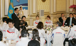 <포토뉴스>여러분이 있어서 행복했습니다