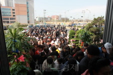 한화 인천에코메트로 3차에 주말에만 3만명 장사진