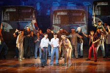 뮤지컬 ‘화려한 휴가’ 광주 찍고 서울 온다