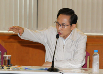 이대통령 