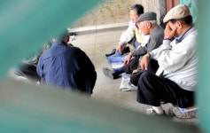 행복한 노후’ 돈 보다 더 필요한 것은?