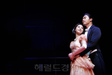 <쉼-Stage>뮤지컬 작품과 공연장, 찰떡궁합 있다?!