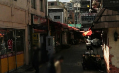 ‘고래 싸움에 새우 등 터져지는’ 한양시장 상인들...볼일은 어디서 보라고