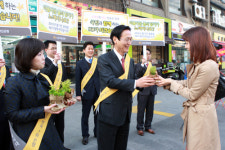 <포토뉴스> KB국민은행 봄맞이캠페인