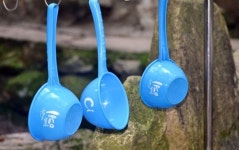 부산 향토기업 이색 건강캠페인, 약수터 72곳 위생바가지 계절마다 교체