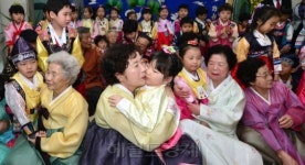  “할머니 건강하게 오래오래 사세요.”