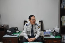 경찰 ‘외사통’…박외병 안양동안경찰서장 “외국인은 예비 범죄자가 아니죠.”