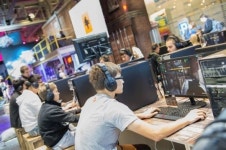 시장 이끄는 게임 전도사 그들의 정체는…