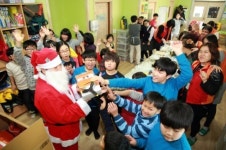 SK하이닉스 청주사업장, 지역아동센터에 성탄선물