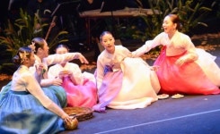 설날 한복 안입어도 궁,릉 공짜...“우리도 공짜”, 창극은 선착순