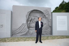 전남 보성에 태백산맥문학공원 기념조형물 제막