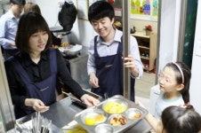 CJ프레시웨이 “금요일은 봉사하는 날”